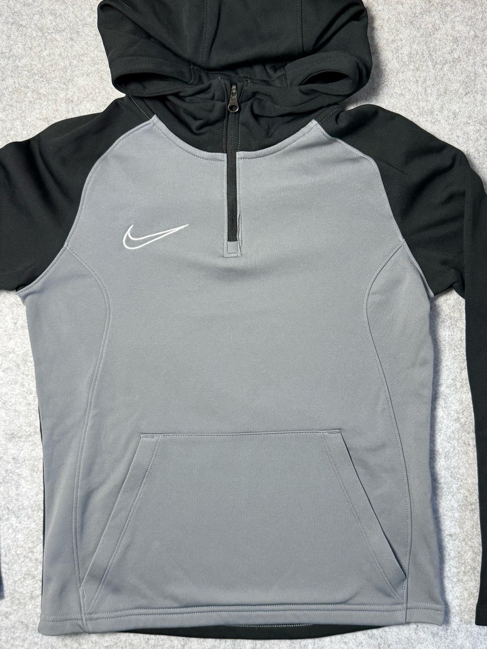 Nike Kid’s Gray and Black Dri-Fit 1/4 Zip Hooded Pullover — Size Small